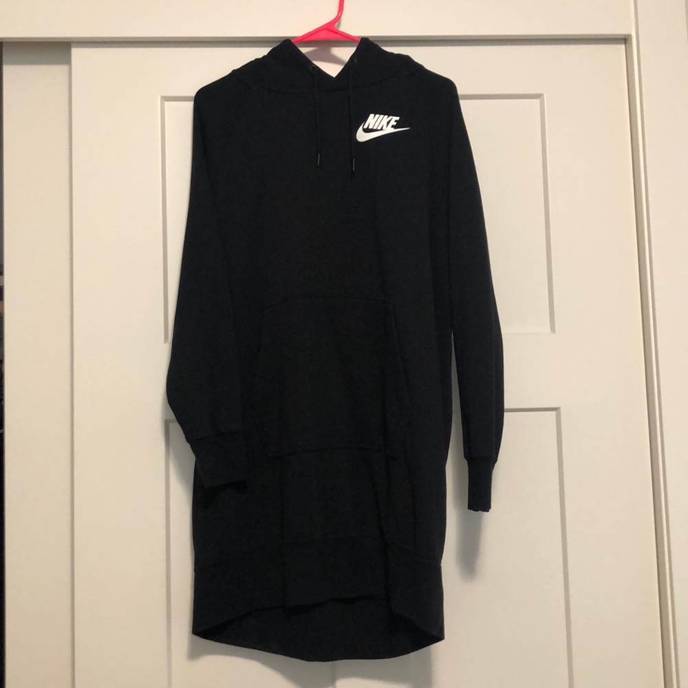 Long Nike sweatshirt